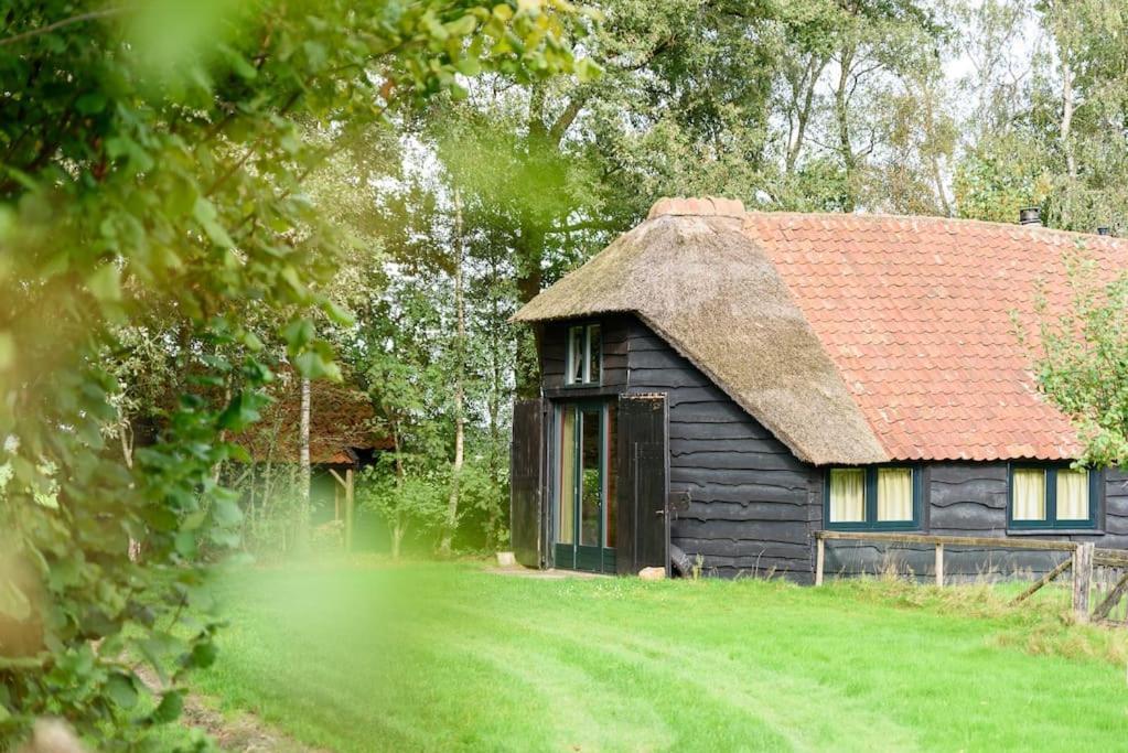 Prachtig Vrijstaand Familiehuis Op Groot Perceel Scherpenzeel Kültér fotó